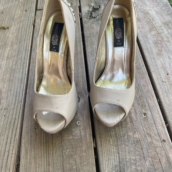 Y2K nude studded pumps stilettos - Picture 8 of 11